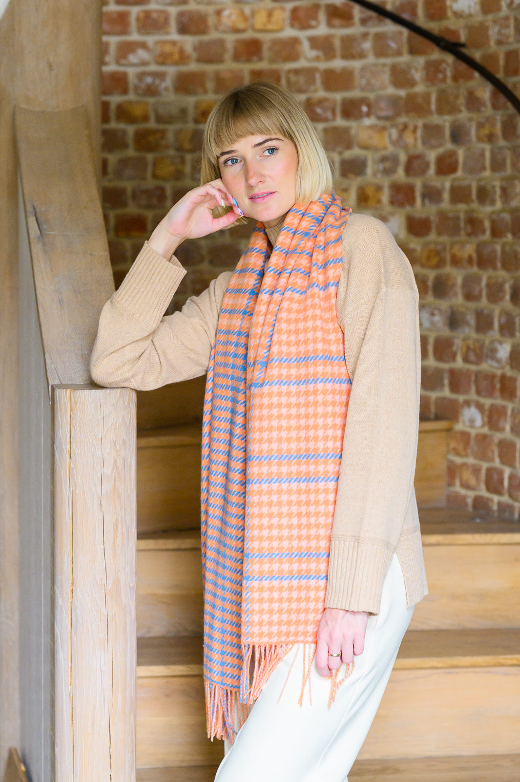 Peach Houndstooth Lambswool Scarf