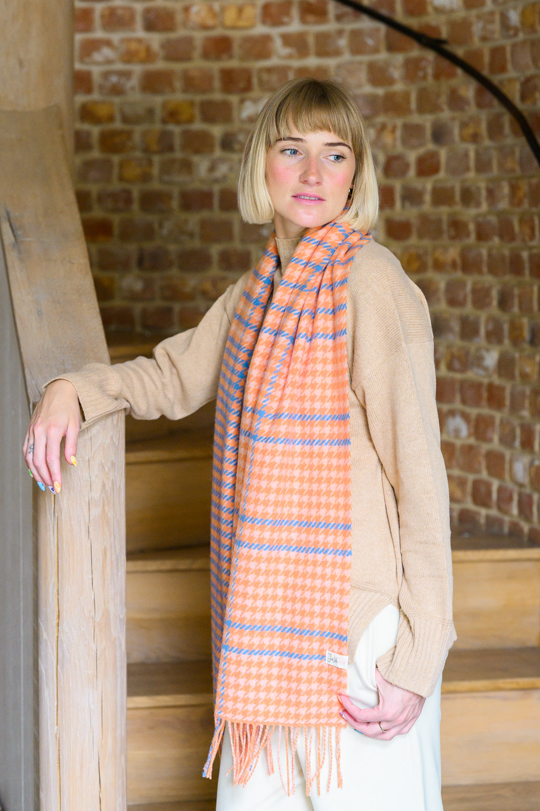 Peach Houndstooth Lambswool Scarf